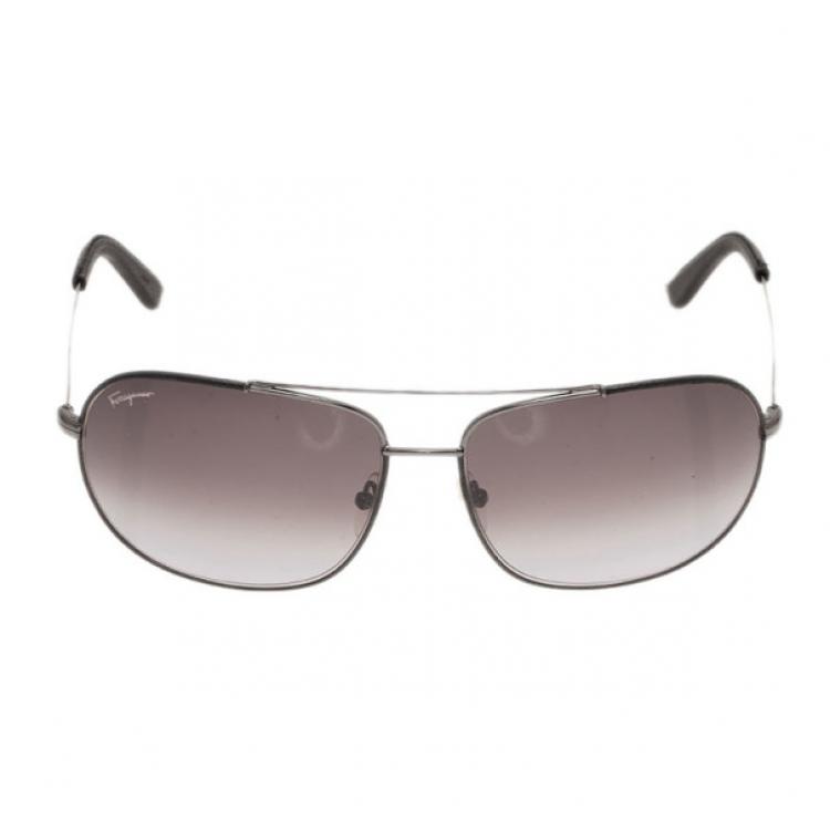 Pre Owned Salvatore Ferragamo Black SF119SL Rectangle Sunglasses
