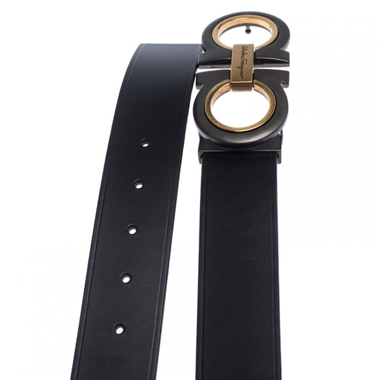Pre Owned Salvatore Ferragamo Black Leather Gancini Belt 105 cm