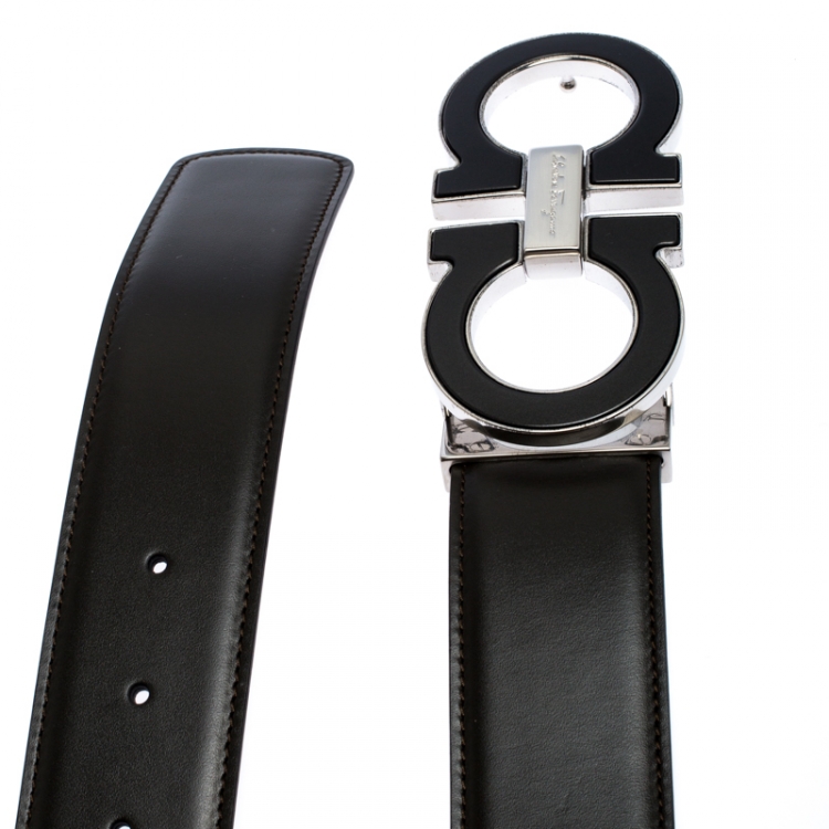 Pre Owned Salvatore Ferragamo Taupe/Black Leather Gancini Belt 105CM