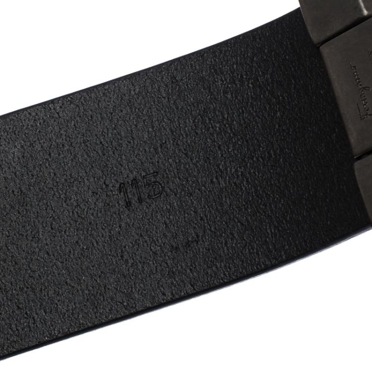 Pre Owned Salvatore Ferragamo Black Leather Gancini Belt 115CM
