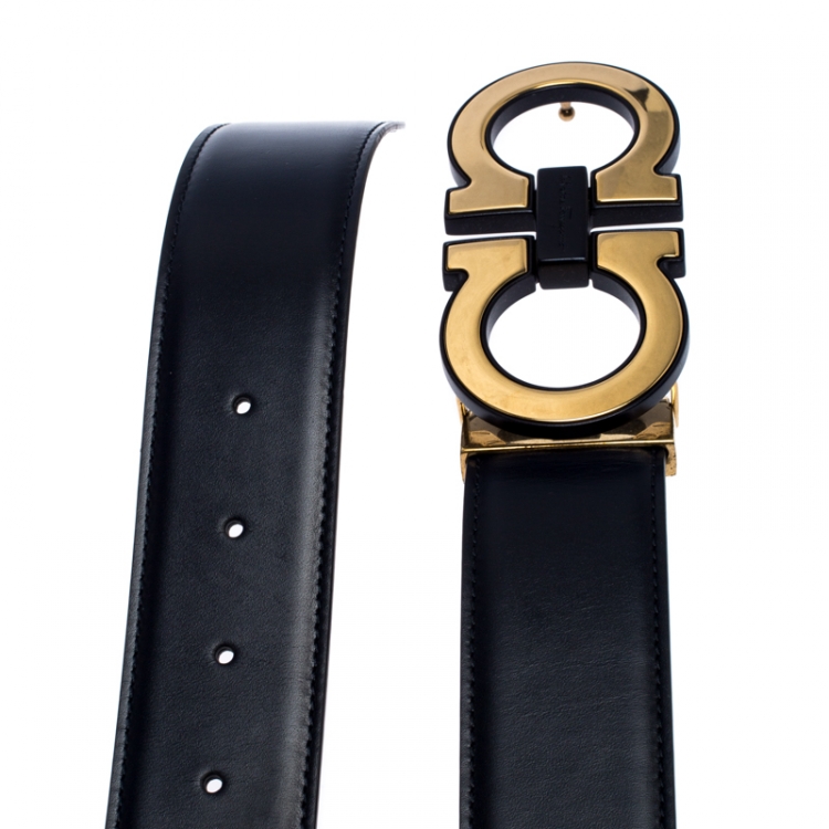 Pre Owned Salvatore Ferragamo Blue Marine/Black Leather Gancini Belt 105CM