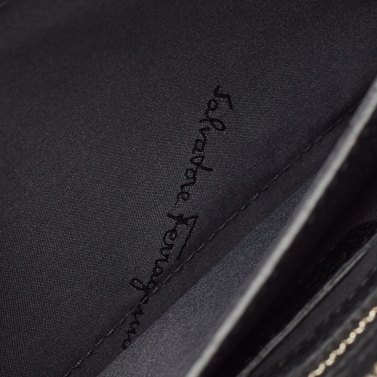 Pre Owned Salvatore Ferragamo Black Embossed Leather Firenze Gamma Clutch