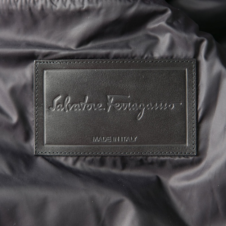 Pre Owned Salvatore Ferragamo Feather Print Hooded Zip Front Quilted Down Jacket XL