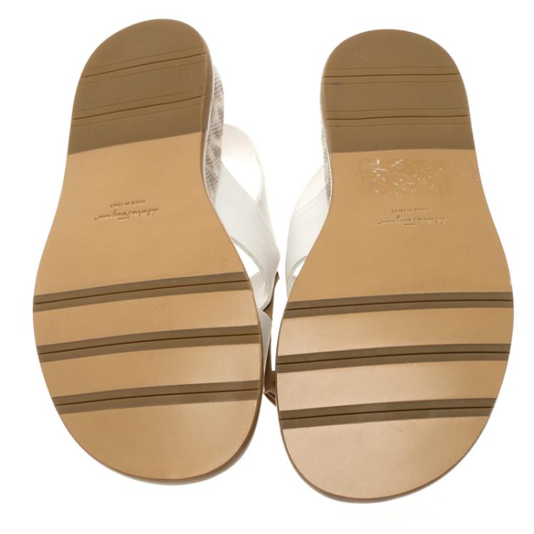 Pre Owned Salvatore Ferragamo Two Tone Leather Fringe Detail Bow Flat Sandals Size 42