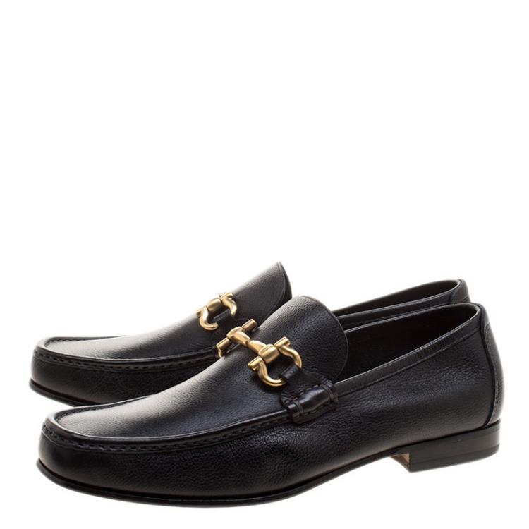 مملوكة مسبقًا Salvatore Ferragamo Black Leather Gancini Bit Loafers Size 42