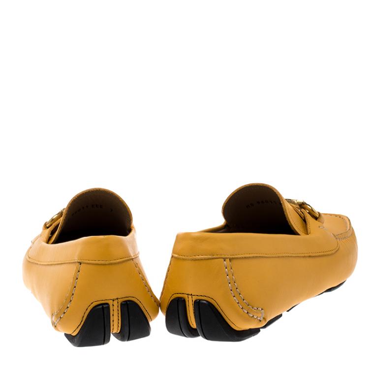 Pre Owned Salvatore Ferragamo Mustard Leather Parigi Gancini Driver Loafers Size 41