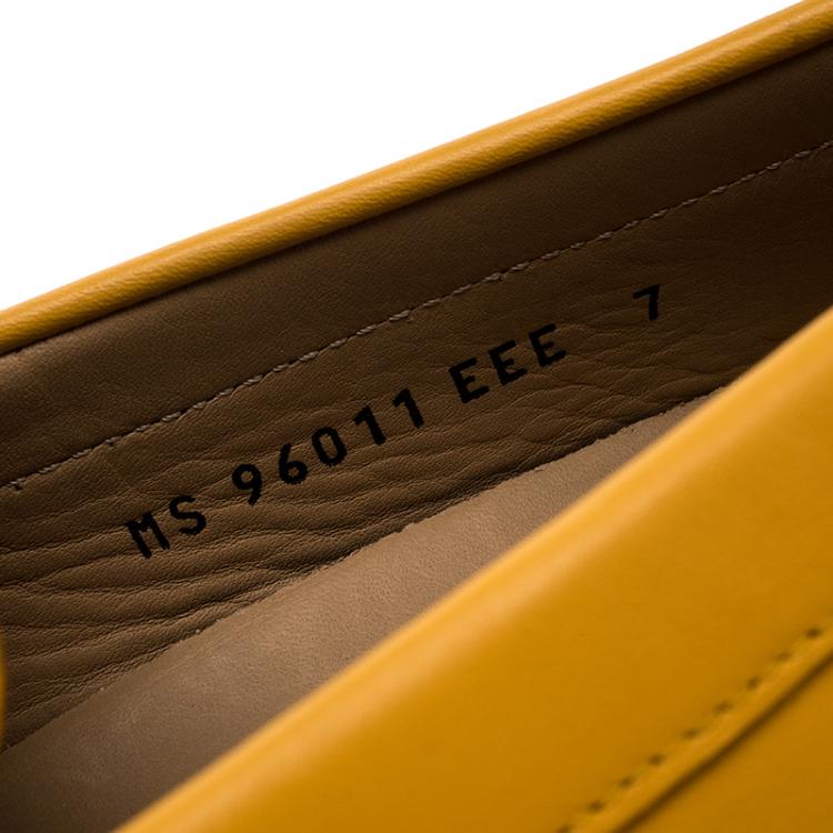 Pre Owned Salvatore Ferragamo Mustard Leather Parigi Gancini Driver Loafers Size 41