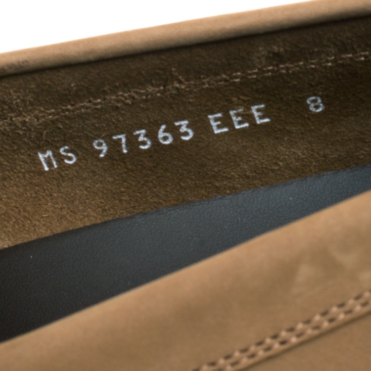 مملوكة مسبقًا Salvatore Ferragamo Dark Beige Nubuck Londra Loafers Size 42
