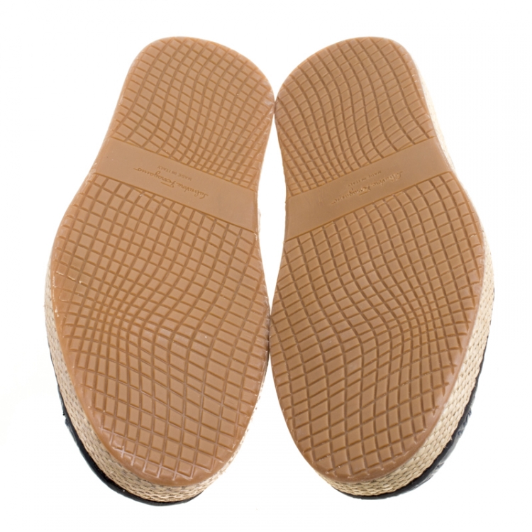 Pre Owned Salvatore Ferragamo Blue Crocodile Leather Lampedusa Espadrilles Size 42
