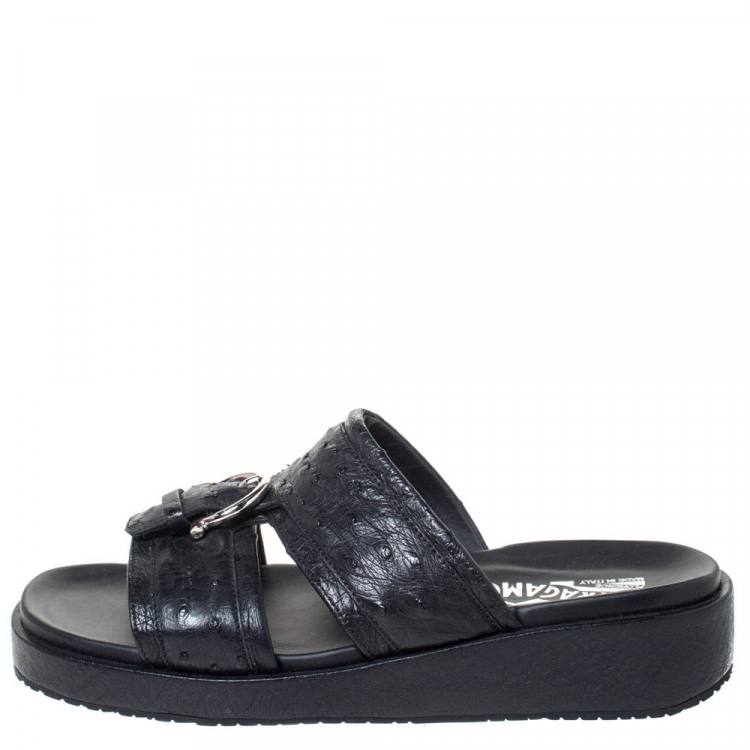 Pre Owned Salvatore Ferragamo Black Ostrich Leather Lutfi Platform Slides Size 40