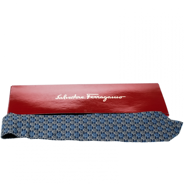 Pre Owned Salvatore Ferragamo Blue 2000 Print Traditional Silk Tie