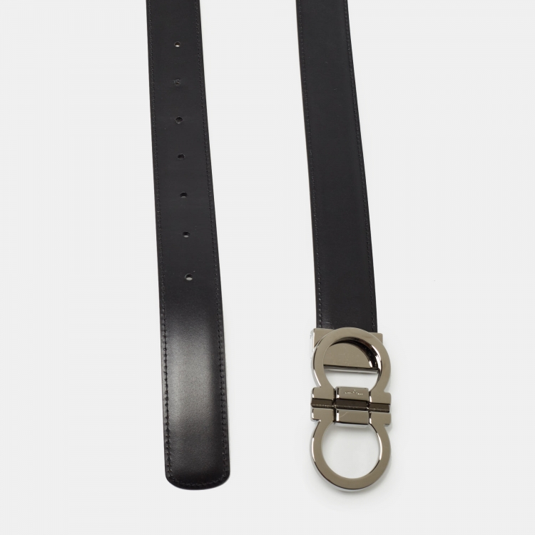 Pre Owned Salvatore Ferragamo Black Leather Gancini Cut to Size Belt 105CM
