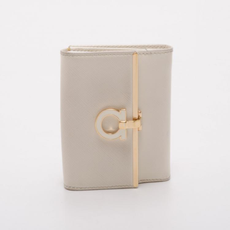 Pre Owned Salvatore Ferragamo White Patent Orico Billfold Wallet