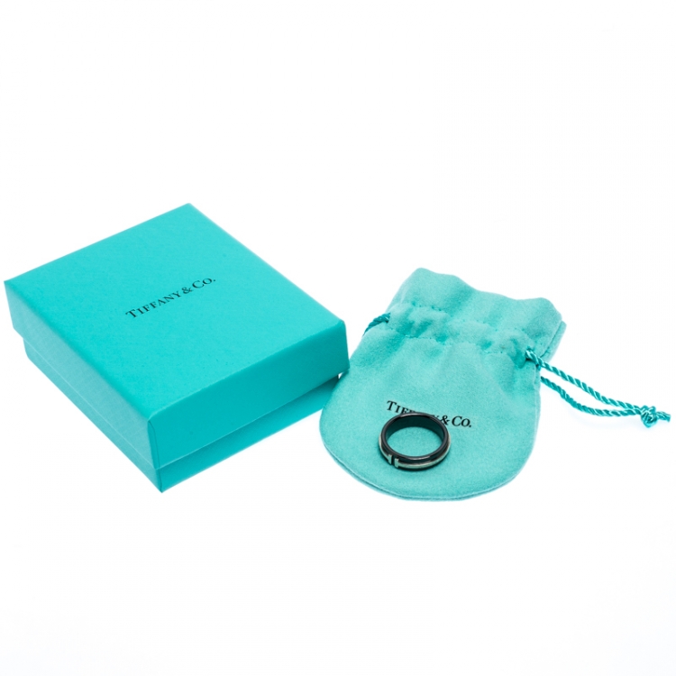 Pre Owned Tiffany T Titanium & Silver Band Ring Size 58