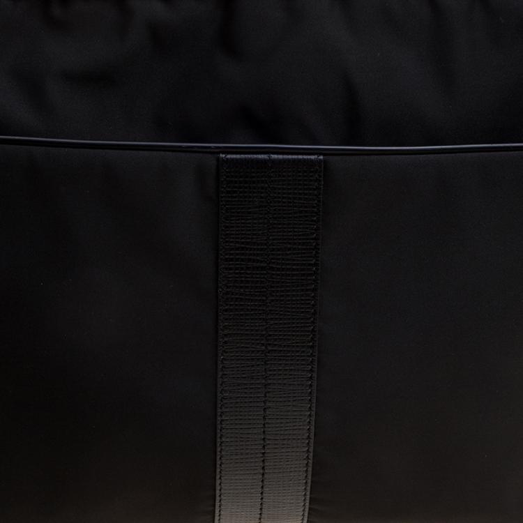Pre Owned Tod's Black Nylon Messenger Bag