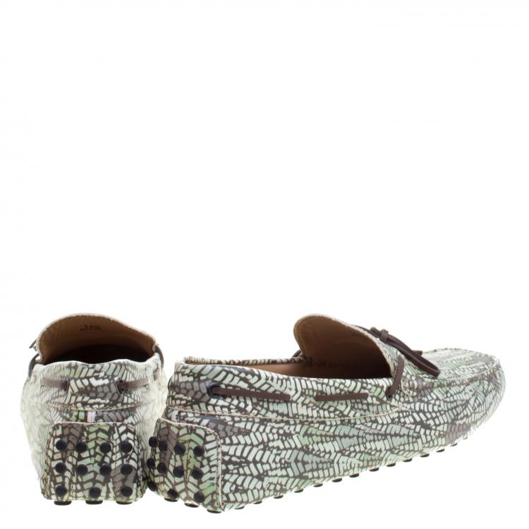 Pre Owned Tod's Green Abstract Print Leather Bow Loafers Size 45