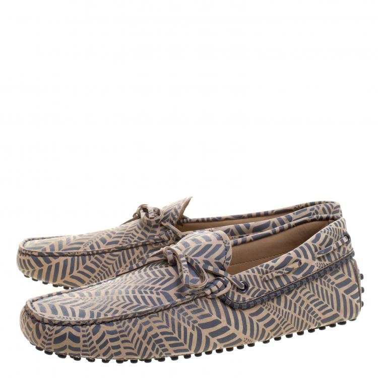 Pre Owned Tod's Beige and Grey Printed Leather Bow Loafers Size 42