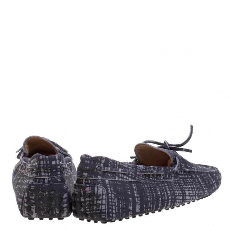 Pre Owned Tod's Grey Printed Suede Bow Loafers Size 43