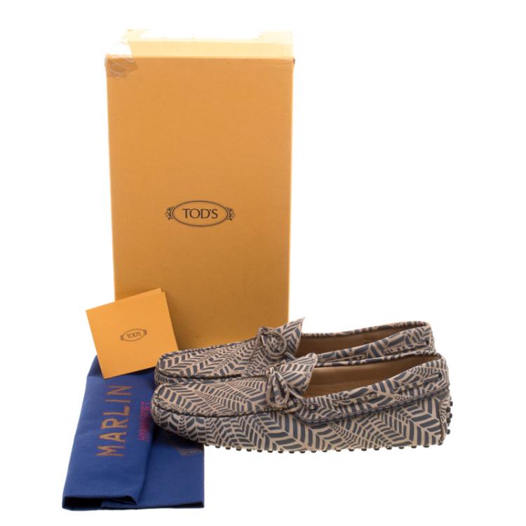 Pre Owned Tod's Beige and Grey Printed Leather Bow Loafers Size 42.5