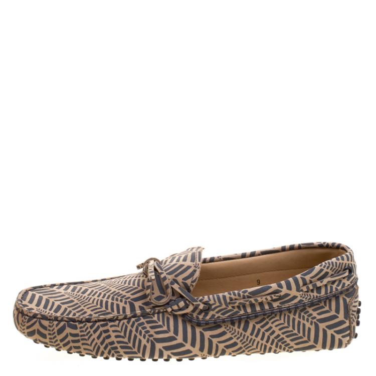 Pre Owned Tod's Beige and Grey Printed Leather Bow Loafers Size 43