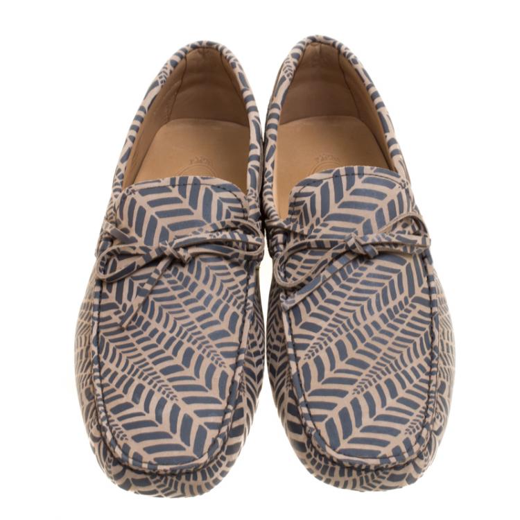 Pre Owned Tod's Beige and Grey Printed Leather Bow Loafers Size 42.5