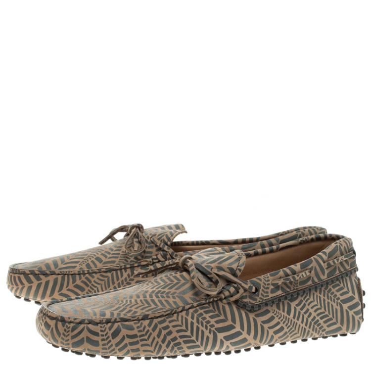 Pre Owned Tod's Beige and Grey Printed Leather Bow Loafers Size 43