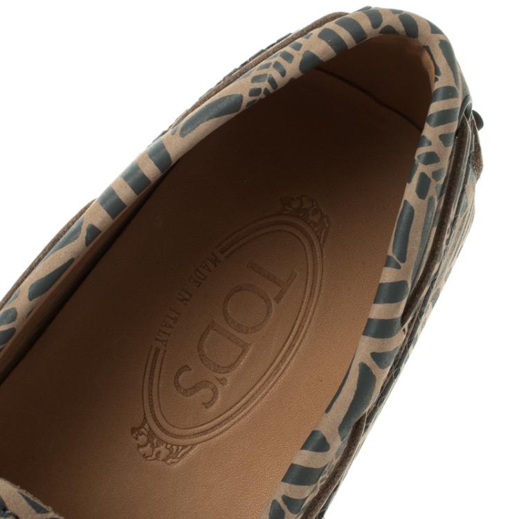 Pre Owned Tod's Beige and Grey Printed Leather Bow Loafers Size 43