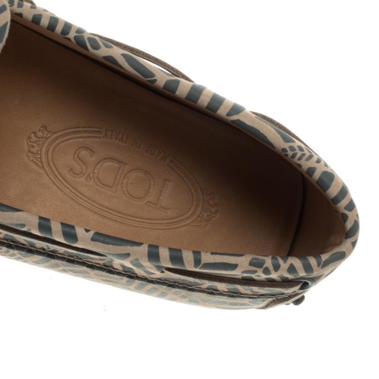 Pre Owned Tod's Beige and Grey Printed Leather Bow Loafers Size 42