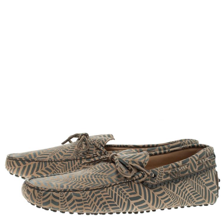 Pre Owned Tod's Beige and Grey Printed Leather Bow Loafers Size 44.5