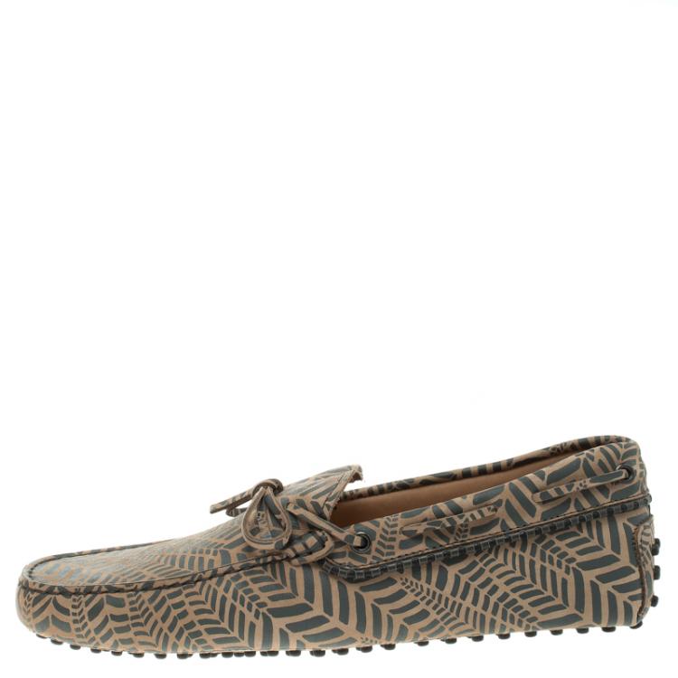 مملوكة مسبقًا Tod's Beige and Grey Printed Leather Bow Loafers Size 44