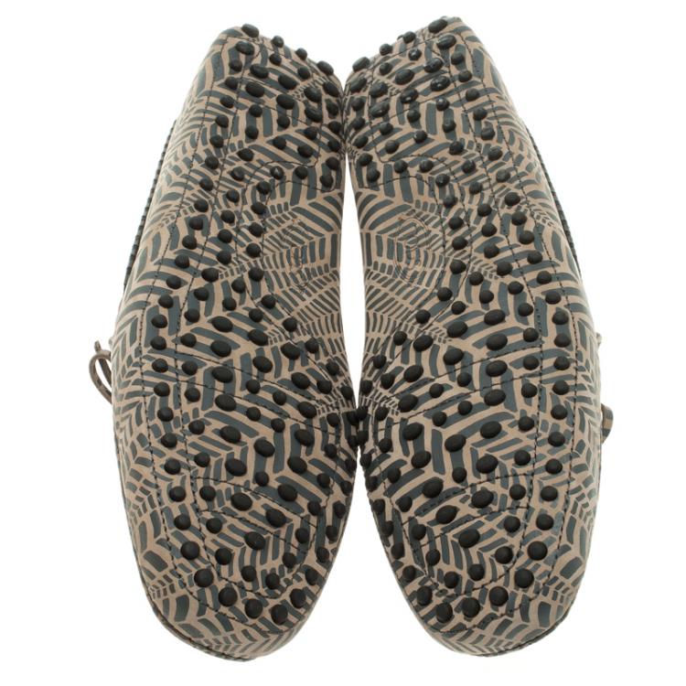 Pre Owned Tod's Beige and Grey Printed Leather Bow Loafers Size 42.5