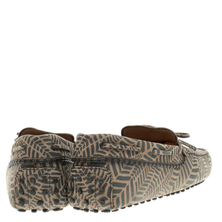 Pre Owned Tod's Beige and Grey Printed Leather Bow Loafers Size 42