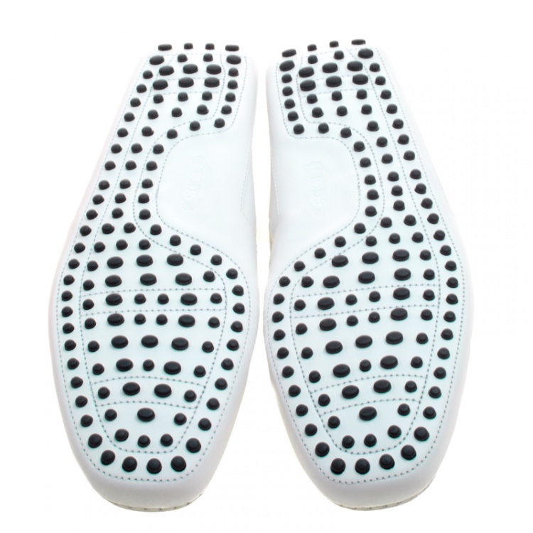 مملوكة مسبقًا Tod's White Perforated Leather Loafers Size 43