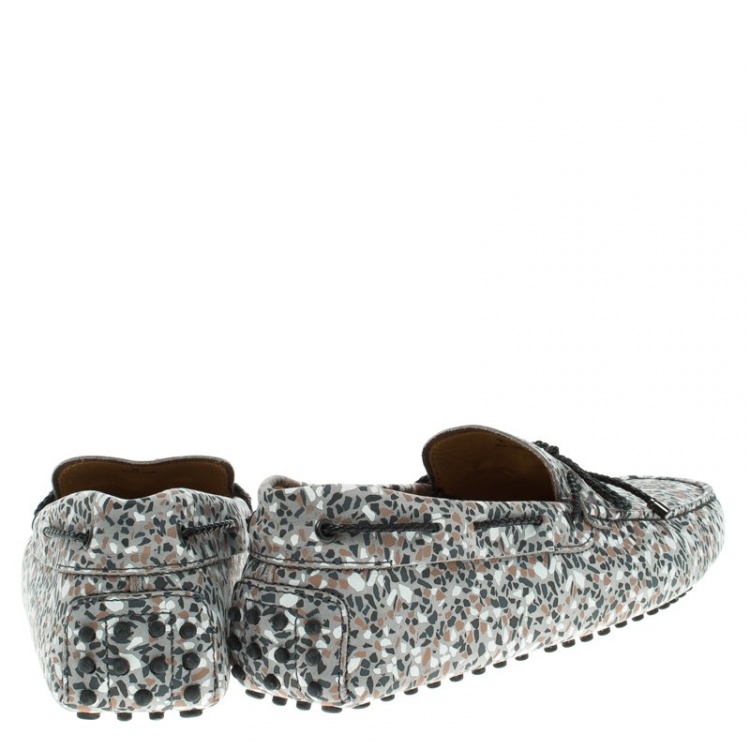 Pre Owned Tod's Grey Printed Leather Bow Loafers Size 42