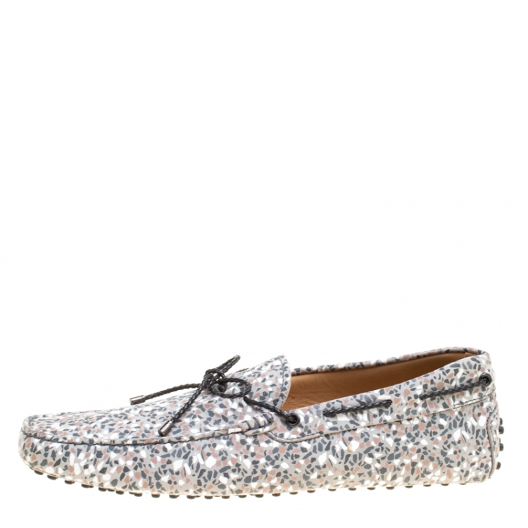 Pre Owned Tod's Grey Printed Leather Bow Loafers Size 44