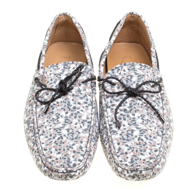 Pre Owned Tod's Grey Printed Leather Bow Loafers Size 44