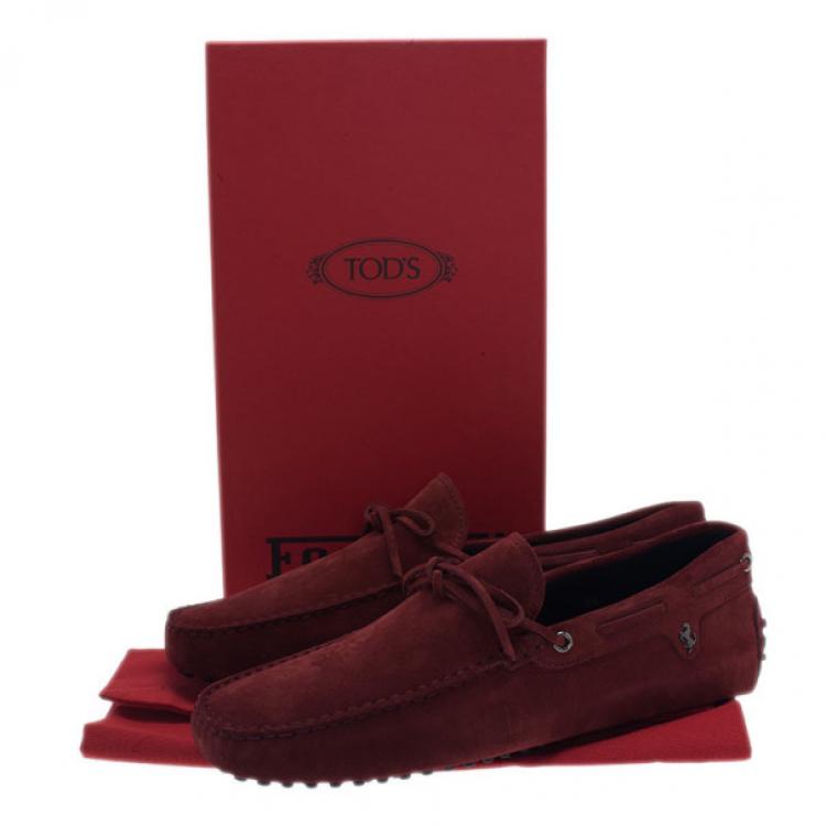 Pre Owned Tod's for Ferrari Maroon Suede Limited Edition Gommino Loafers Size 42.5