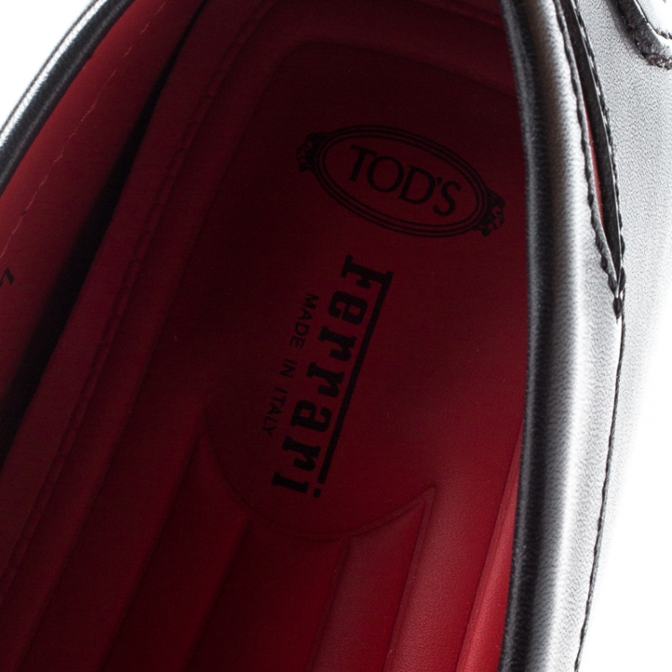 مملوكة مسبقًا Tod's For Ferrari Black Leather Loafers Size 41