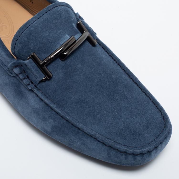 مملوكة مسبقًا Tod's Navy Blue Suede Double T Slip On Loafers Size 41.5 
