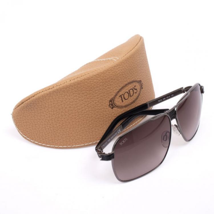 Pre Owned Tod's Black TO0024 Men Aviators