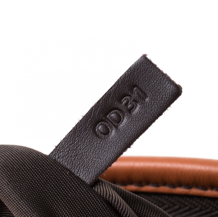 Pre Owned Tod's Dark Brown/Tan Leather Script Tote