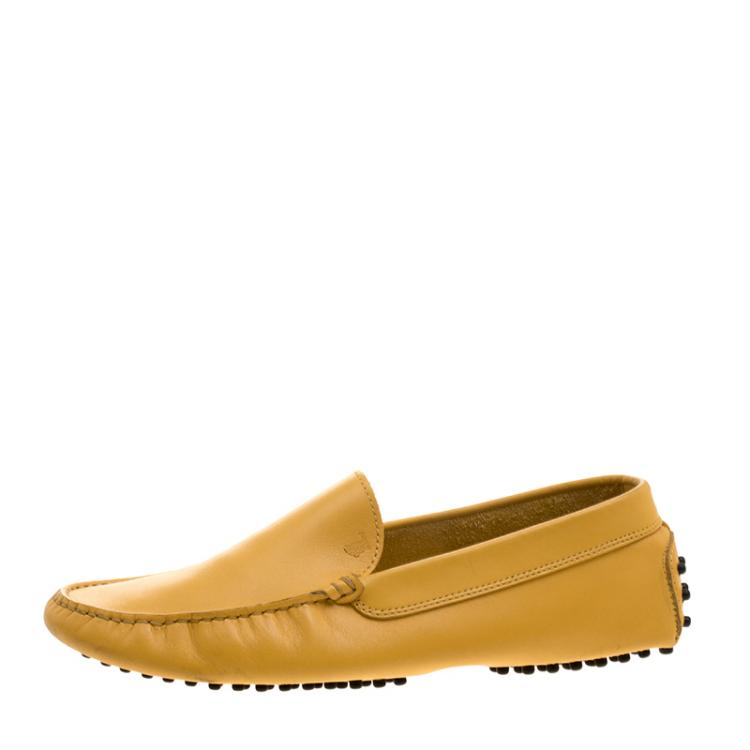 مملوكة مسبقًا Tod's Yellow Leather Moccasins Size 42.5