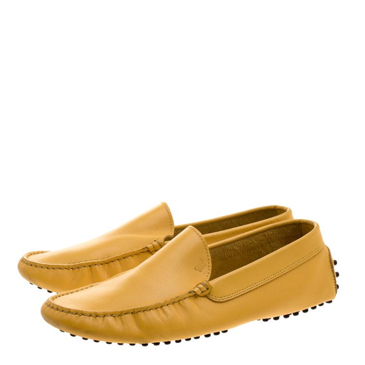 مملوكة مسبقًا Tod's Yellow Leather Moccasins Size 42.5