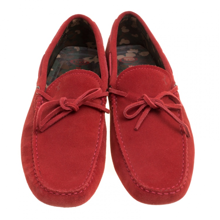Pre Owned Tod's For Ferrari Red Suede with Camo Print Lining Bow Loafers Size 41.5