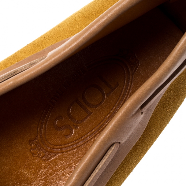 Pre Owned Tod's Yellow Suede And Beige Leather Trim Bow Loafers Size 42.5