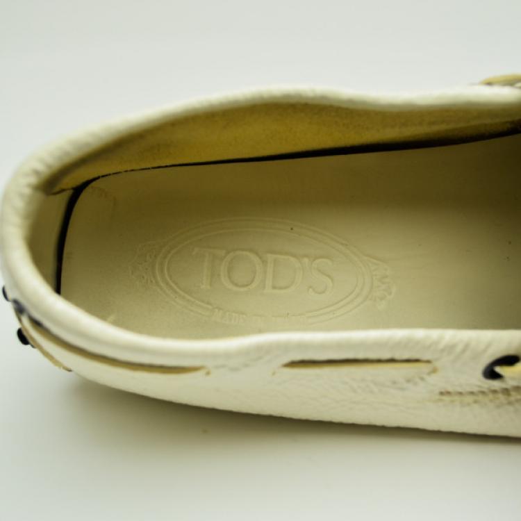 Pre Owned Tod's Cream Patent Gommino Driving Leather Loafers Size 37