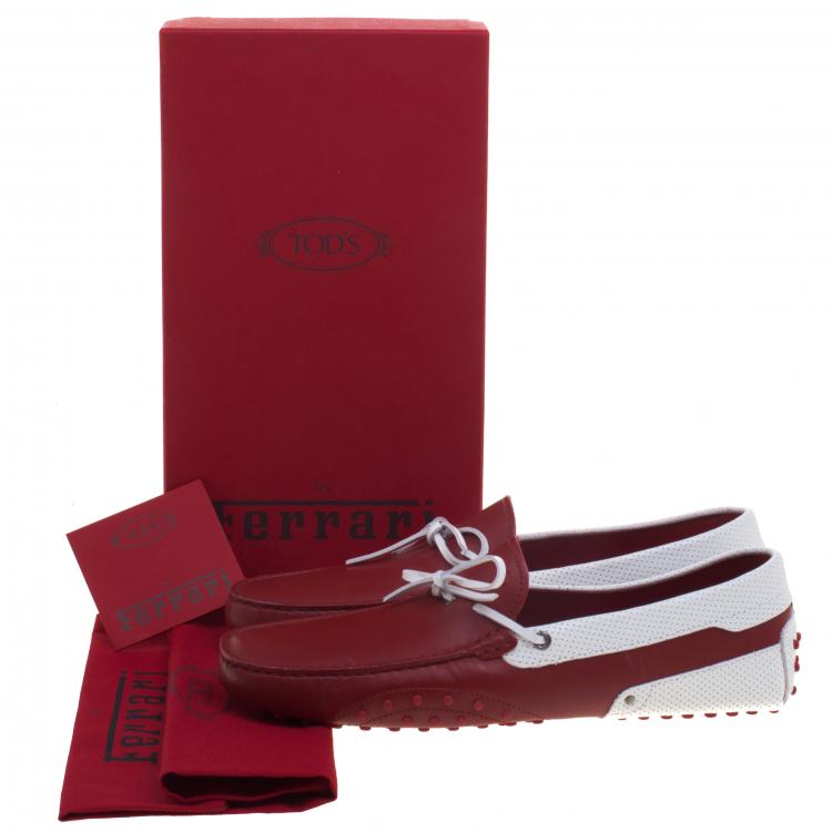 مملوكة مسبقًا Tod's For Ferrari White and Red Leather Bow Loafers Size 44.5