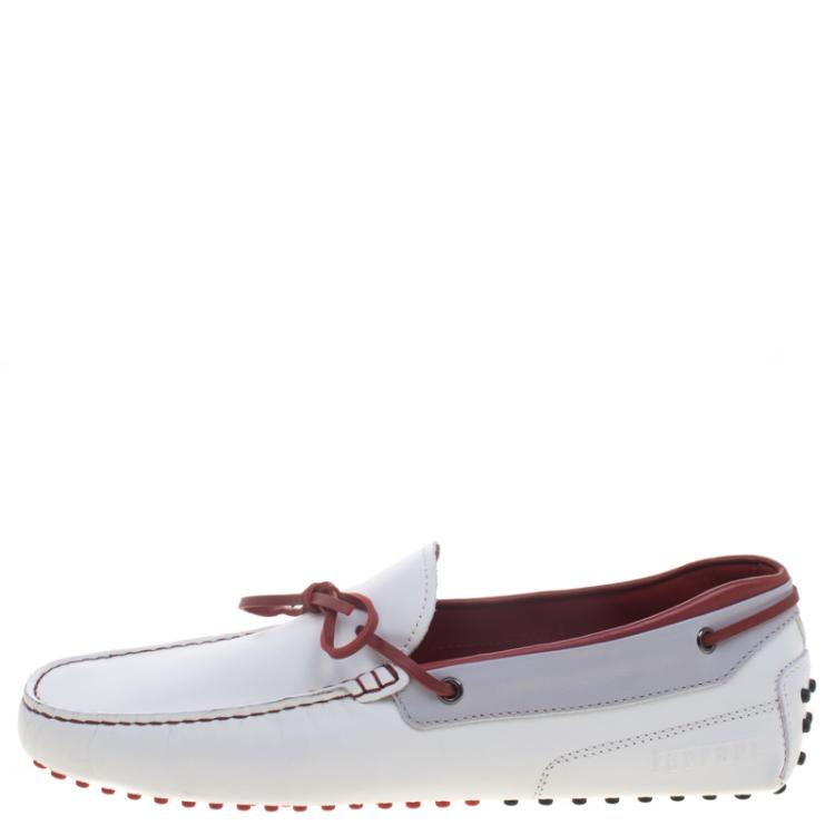 مملوكة مسبقًا Tod's for Ferrari White and Red Leather Bow Loafers Size 43