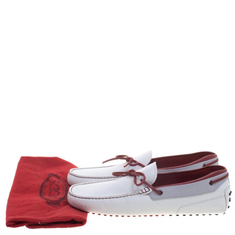 مملوكة مسبقًا Tod's for Ferrari White and Red Leather Bow Loafers Size 43