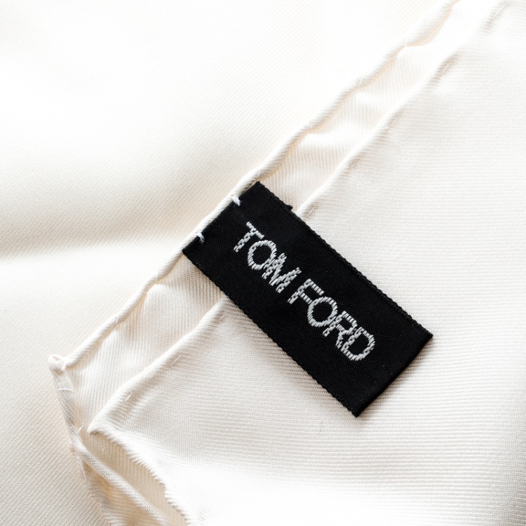 Pre Owned Tom Ford Off White Silk Pocket Square